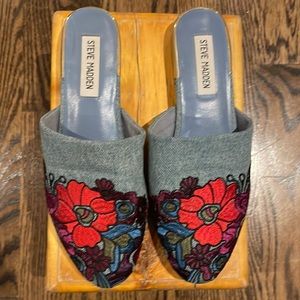 Steve Madden floral denim mules